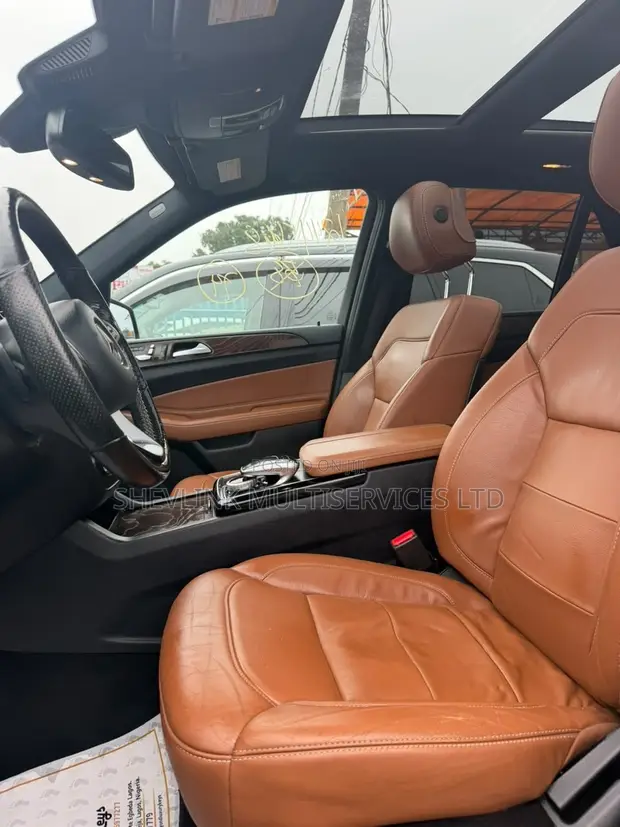 2018 Mercedes-Benz GLE 43 AMG 4MATIC SUV - 1