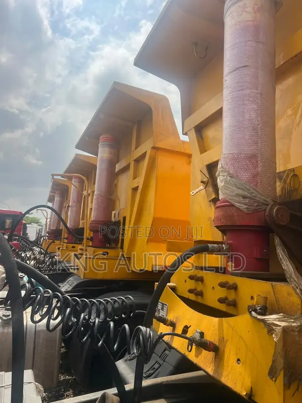 Foreign Used Semi Triple Axle Tipping Trailer Bucket - 1