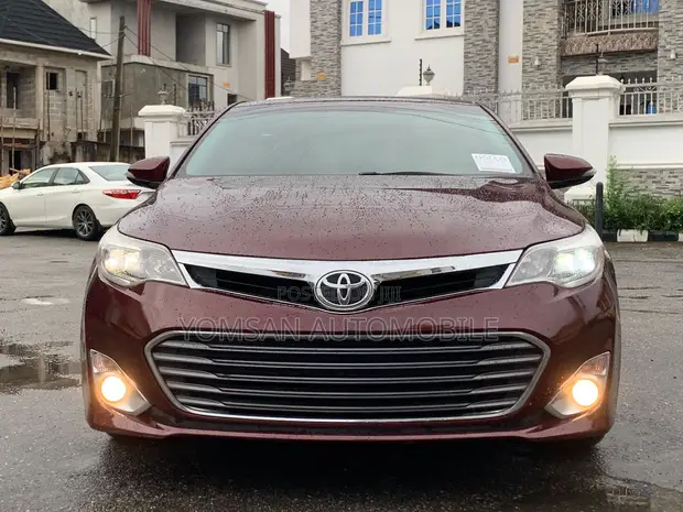 2014 Toyota Avalon Limited Sedan - Beige - 1