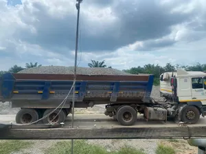 Tani 30 na Dutsen Jirgin Sama na Kashi Uku da Rabin Akwai a Benin