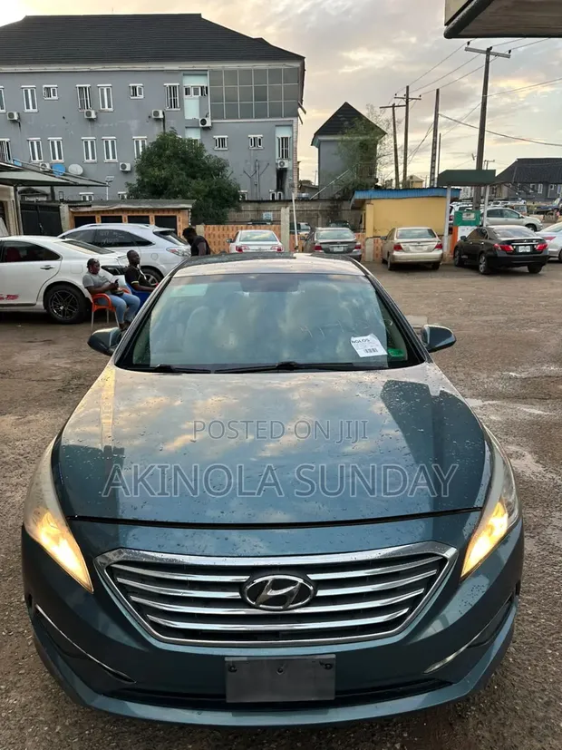2015 Hyundai Sonata - Foreign Used, Key Start - 1
