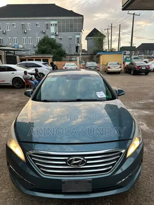 2015 Hyundai Sonata - Foreign Used, Key Start