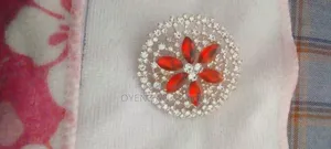 Fashion Vintage Brooch Pin - Zinariya & Azurfa