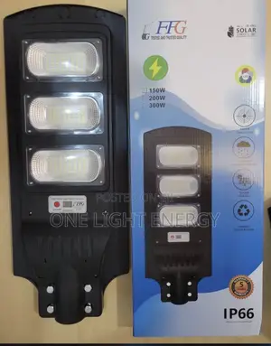 400W All-in-One Solar Street Light