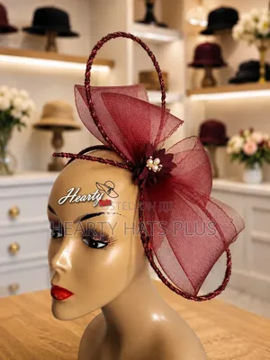 Elegant Handcrafted Fascinator for Special Occasions