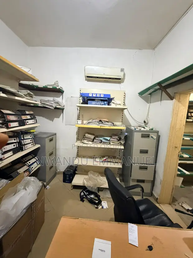 Used Foreign Shelves - Metal - 1