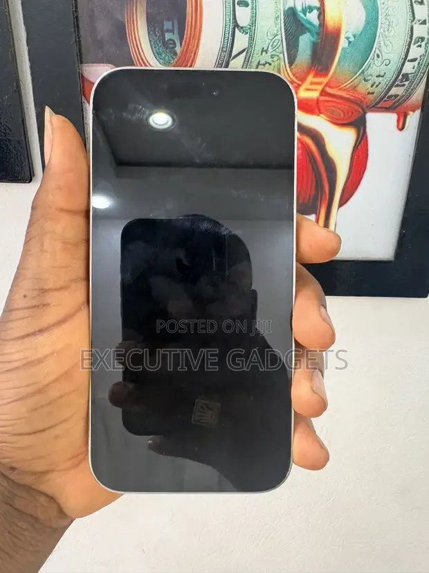 Apple iPhone 14 Pro 128GB White - 1