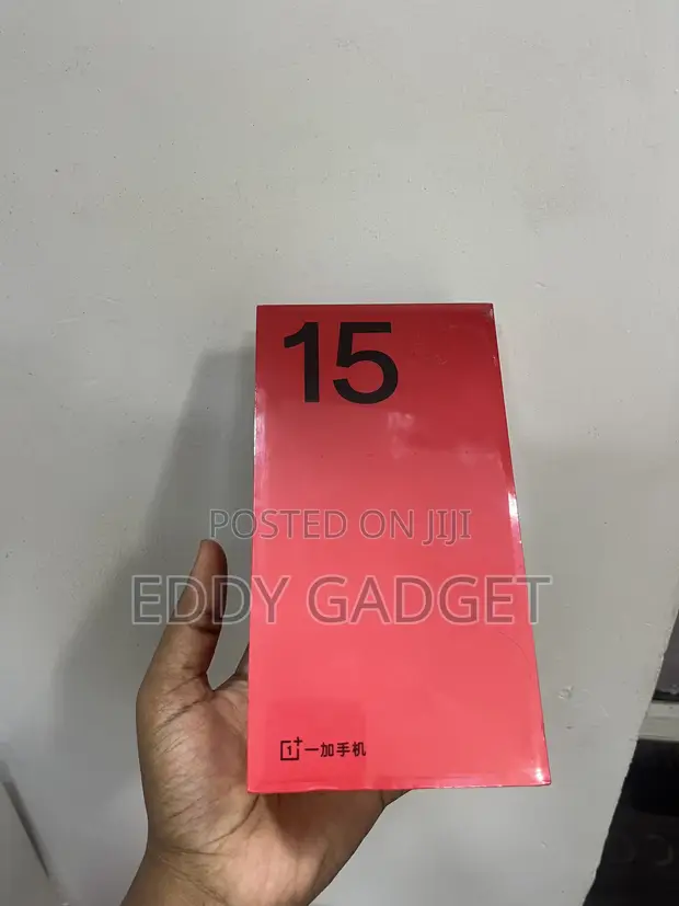 New OnePlus 15 256GB Black - 1