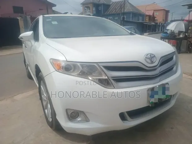 Toyota Venza 2015 Fari - 1