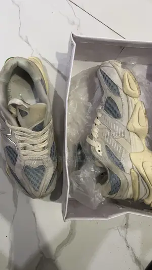 Original New Balance Men's Sneakers
