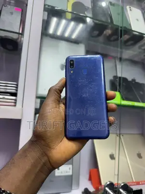 Samsung Galaxy A20e 32GB Blue