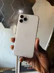 Apple iPhone 11 Pro 64GB White - 2
