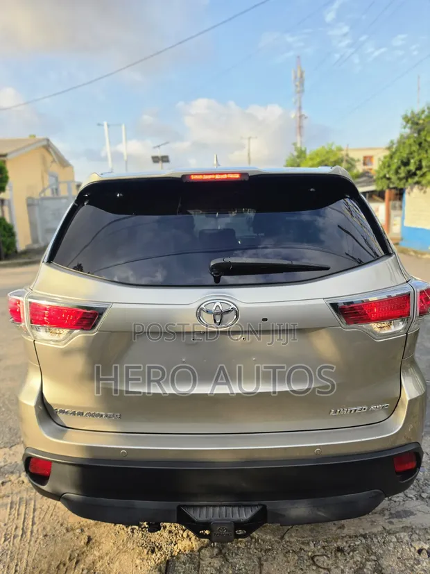 2014 Toyota Highlander Limited SUV - Zinari - 1