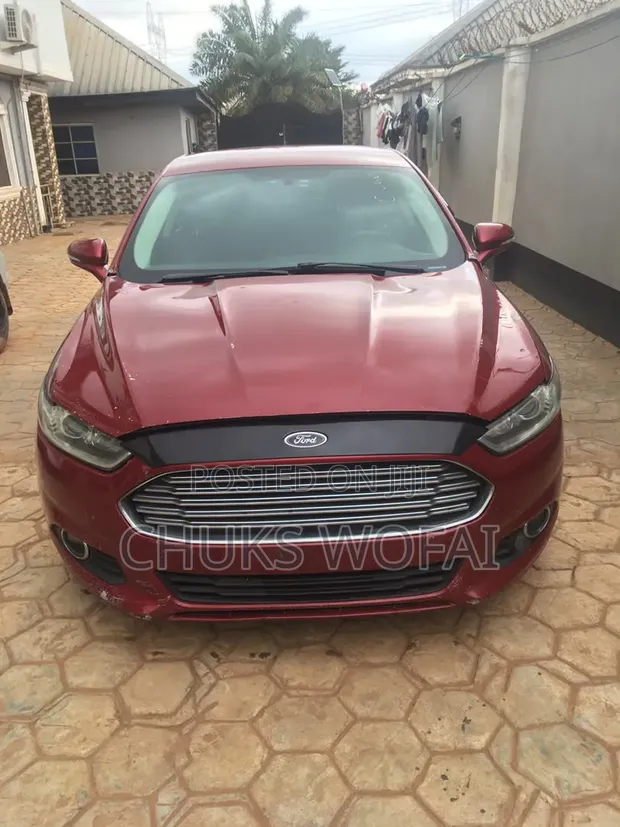 2014 Ford Fusion Titanium Sedan - Red - 1