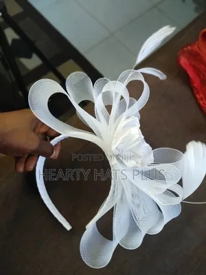 Ladies Wedding Fascinator Hat - Elegant Headpiece
