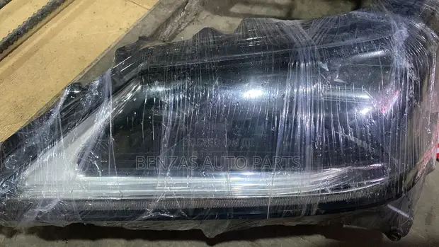 Honda Pilot 2025 Left Headlight (Used) - 1
