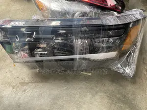 Honda Pilot 2025 Hagu Headlight (Na Amfani)