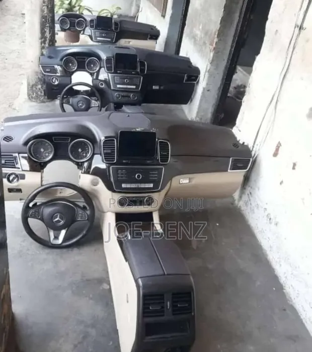 Dashboard na Mercedes-Benz don Duk Models - 1