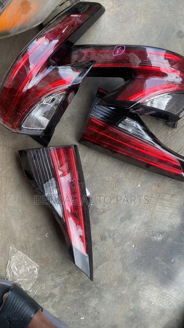 Toyota Sienna 2025 Complete Backlight - 1