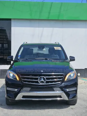 Mercedes-Benz ML400 4MATIC SUV (2015)