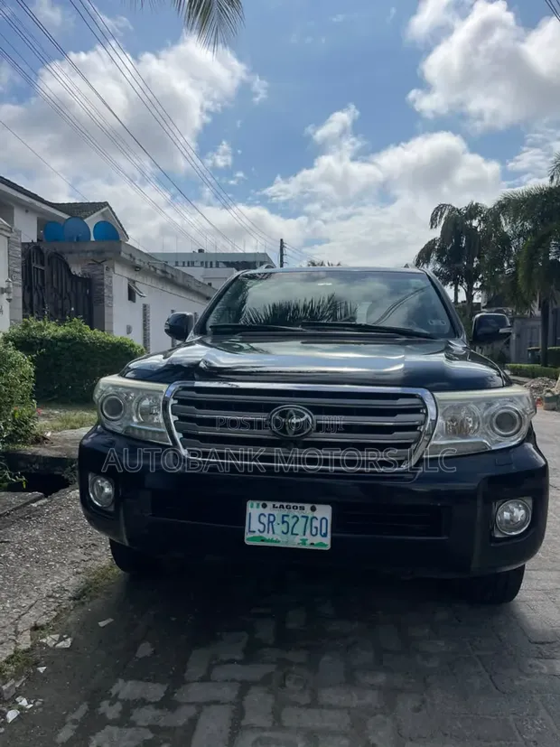 Toyota Land Cruiser 5.7 V8 2013 Black - 1