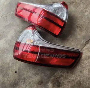 Used Toyota Sienna Headlights (2018)