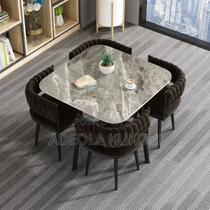 Sabon 4-Seater Fabric Dining Table da Kujeru