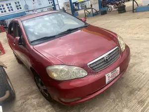 2004 Toyota Corolla LE