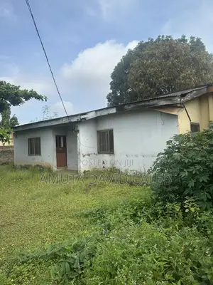 Gidan Bungalow 3 Bedroom Don Siyarwa a FHA, Karu