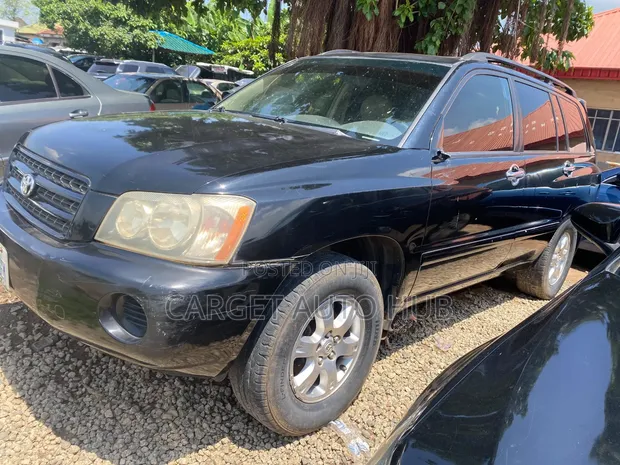 Toyota Highlander 2003 Black - 1