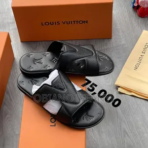 Premium Designer Men's Slides - Launi Daban-daban