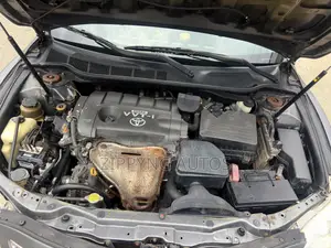 2010 Toyota Camry LE 2.5L Sedan