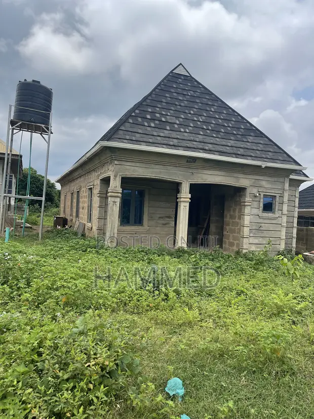 3-Bedroom Uncompleted House for Sale in Arowojeka, Olomi - 1