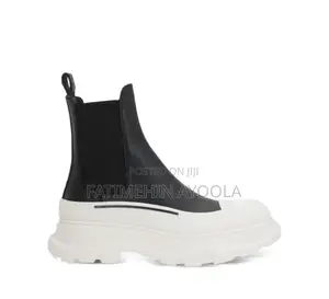 Takalmi Mai Kauri na Alexander McQueen - An Riga An Yi Amfani Da Shi