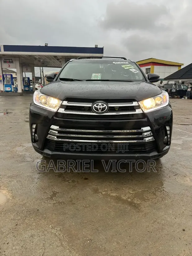 Toyota Highlander XLE SUV 2015 - 1