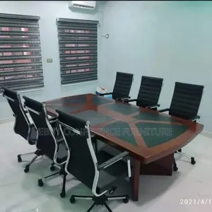 Quality Conference Table with 8 Seaters