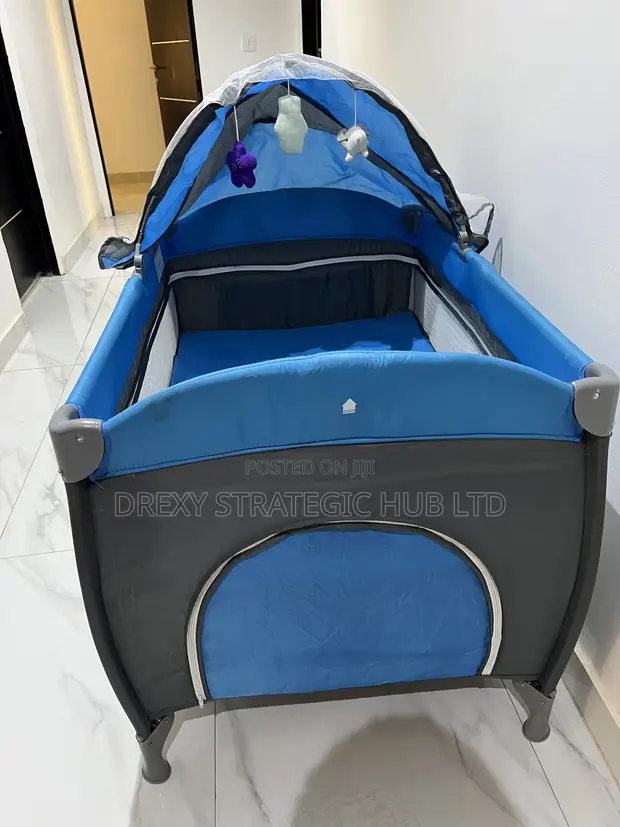 Mama Kids Baby Foldable Play Yard tare da Canopy - 1
