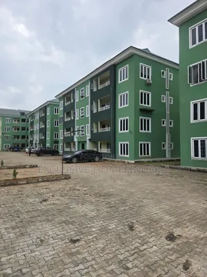3 Bedroom Apartment Don Sayarwa a Ipaja, Lagos