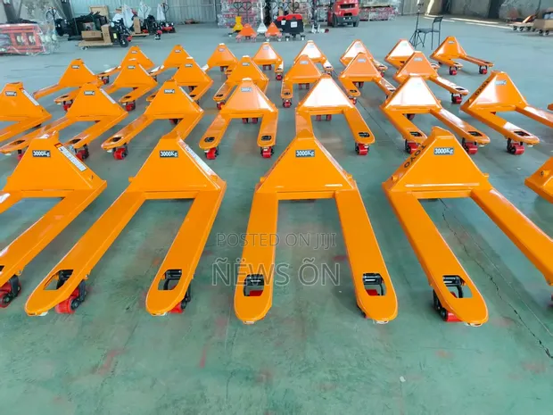 Sabon Toyo Manual Hydraulic Pallet Truck (3 Tona) - 1