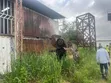 Warehouses tare da Babban Compound don Siyarwa - Lagos-Ibadan Expressway - 5
