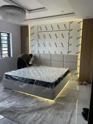 Full Wall Bed Stand - Katon Gada & Zubin Zare Mai Kyau
