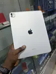 Apple iPad Pro 13" (2024) 1TB Silver - 3