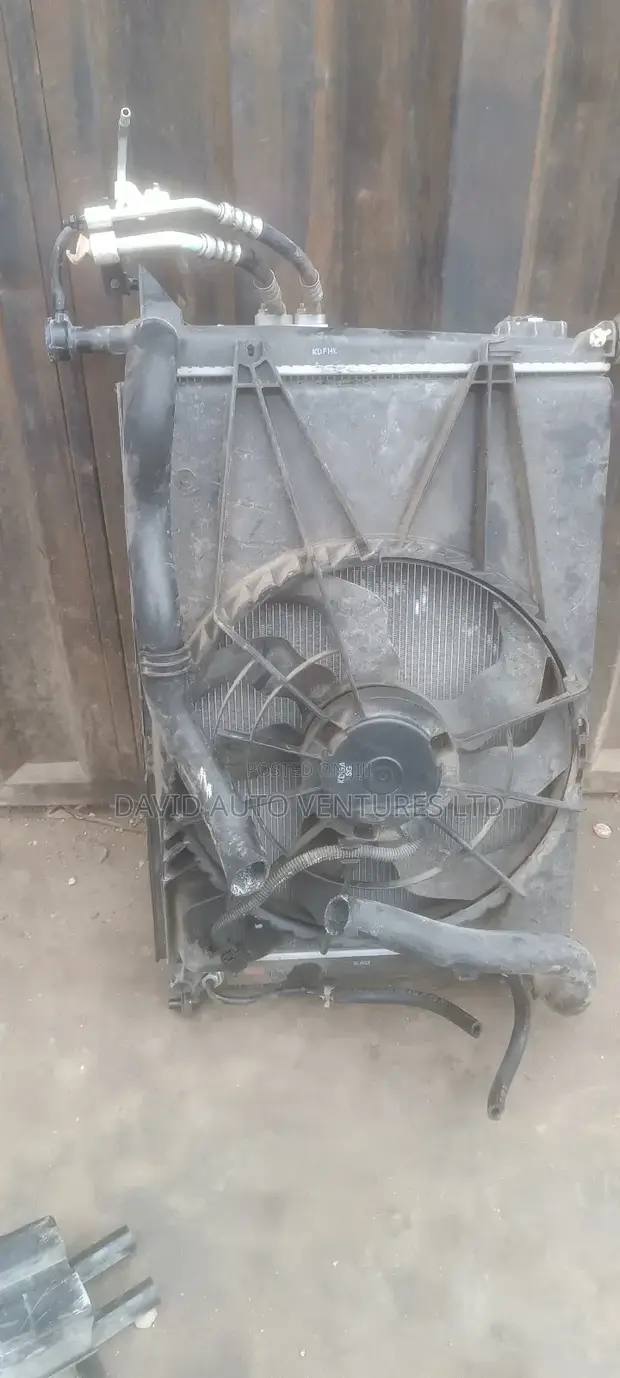 Kia Sedona 2015-2018 Radiator Fan and Condenser - 1