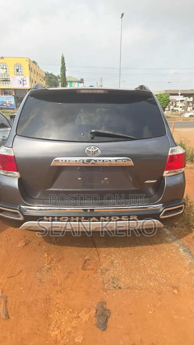 2013 Toyota Highlander Gray - 1