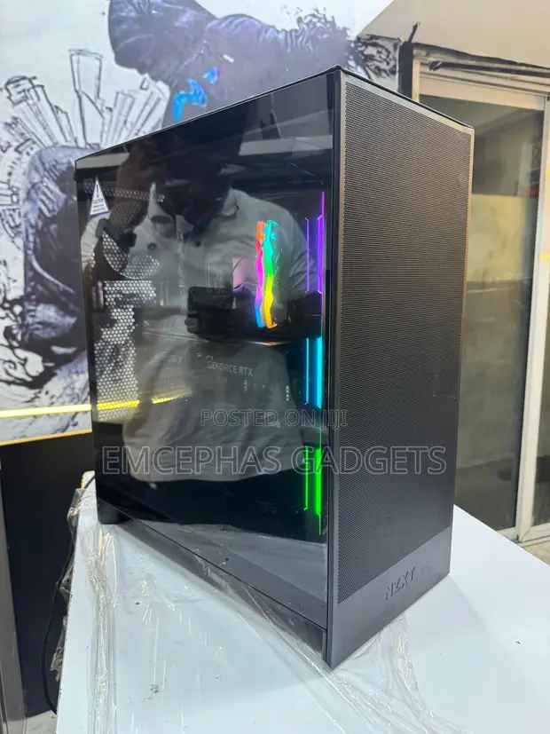 Sabon MSI Nightblade MI2 Desktop Komfuta - Intel Core i9, 32GB RAM, 1TB SSD - 1