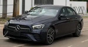 Mercedes-Benz E350 2021 Blue