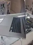 Apple MacBook Pro 2019 16" 32GB RAM Intel Core i7 1TB SSD - 4
