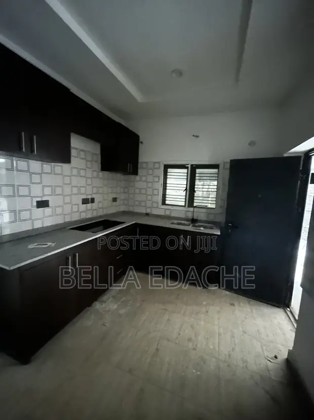 2 Bedroom Apartment for Rent in Mabushi - 1