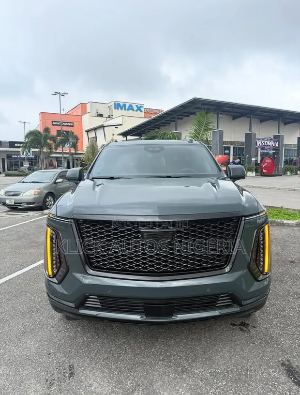 Sabon Cadillac Escalade RWD Sport Platinum SUV - Sabon Zare - 1