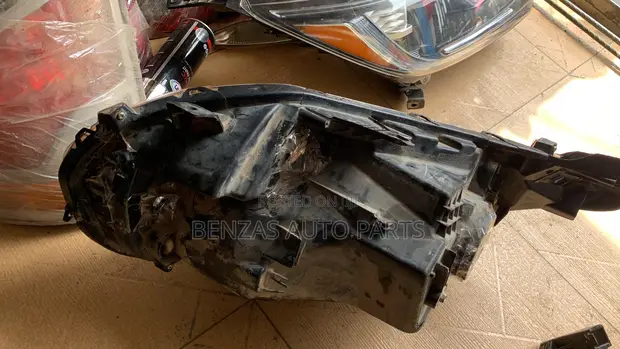 Ford Edge 2013 Headlights (Pair) - 1